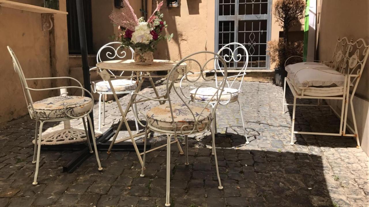 San Salvator Luxury Suites Nettuno Eksteriør bilde