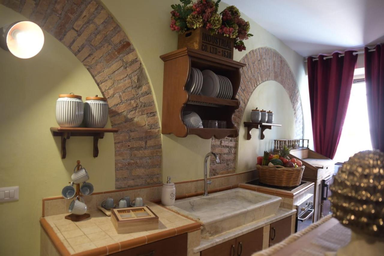 San Salvator Luxury Suites Nettuno Eksteriør bilde